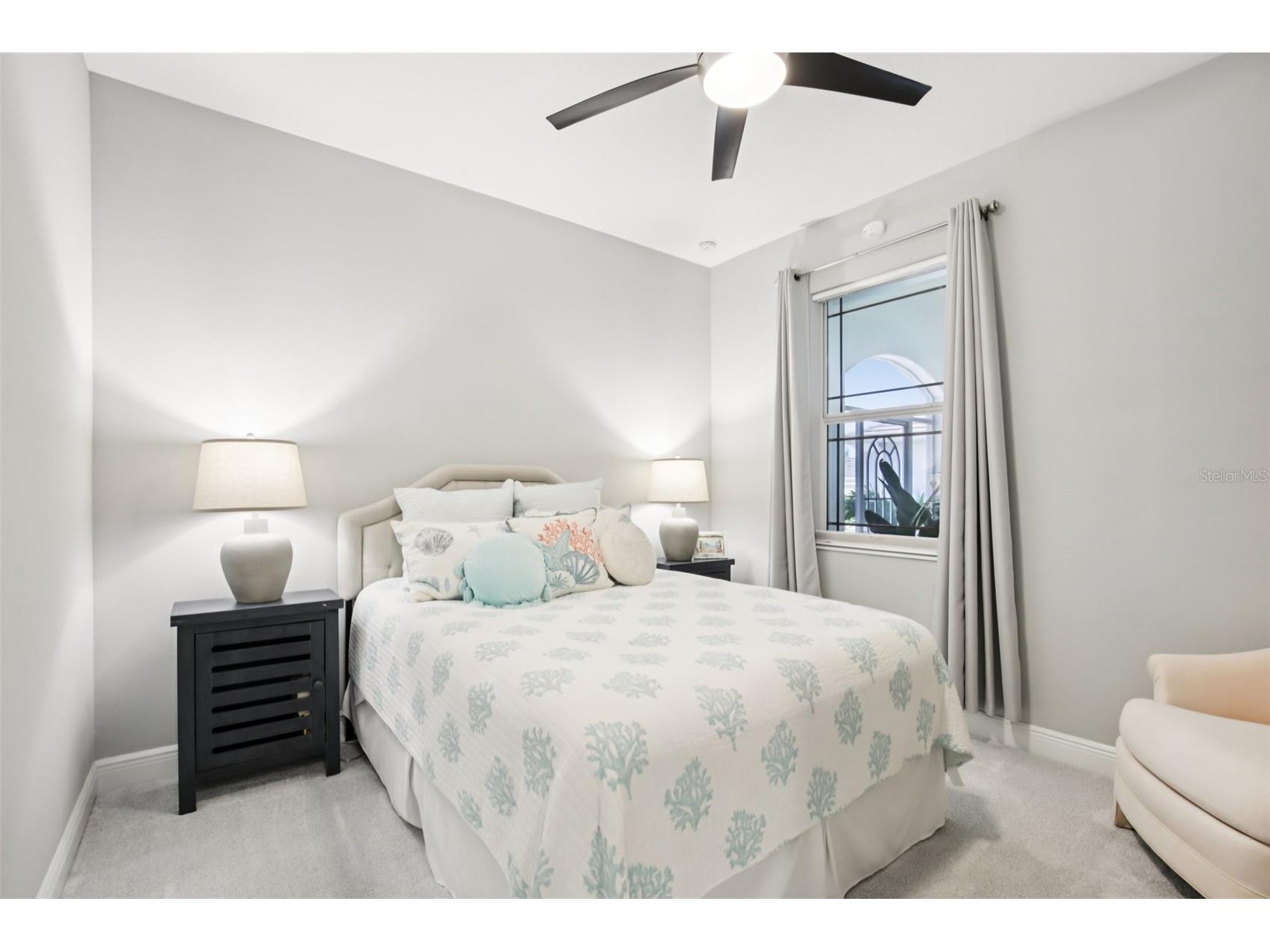 2946 Trustee Avenue Sarasota FL 34243 A4685262 image15