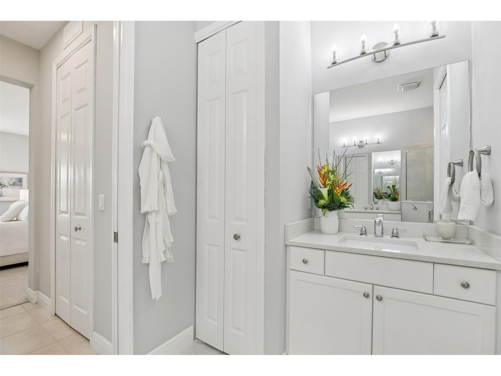 2946 Trustee Avenue Sarasota FL 34243 A4685262 image21