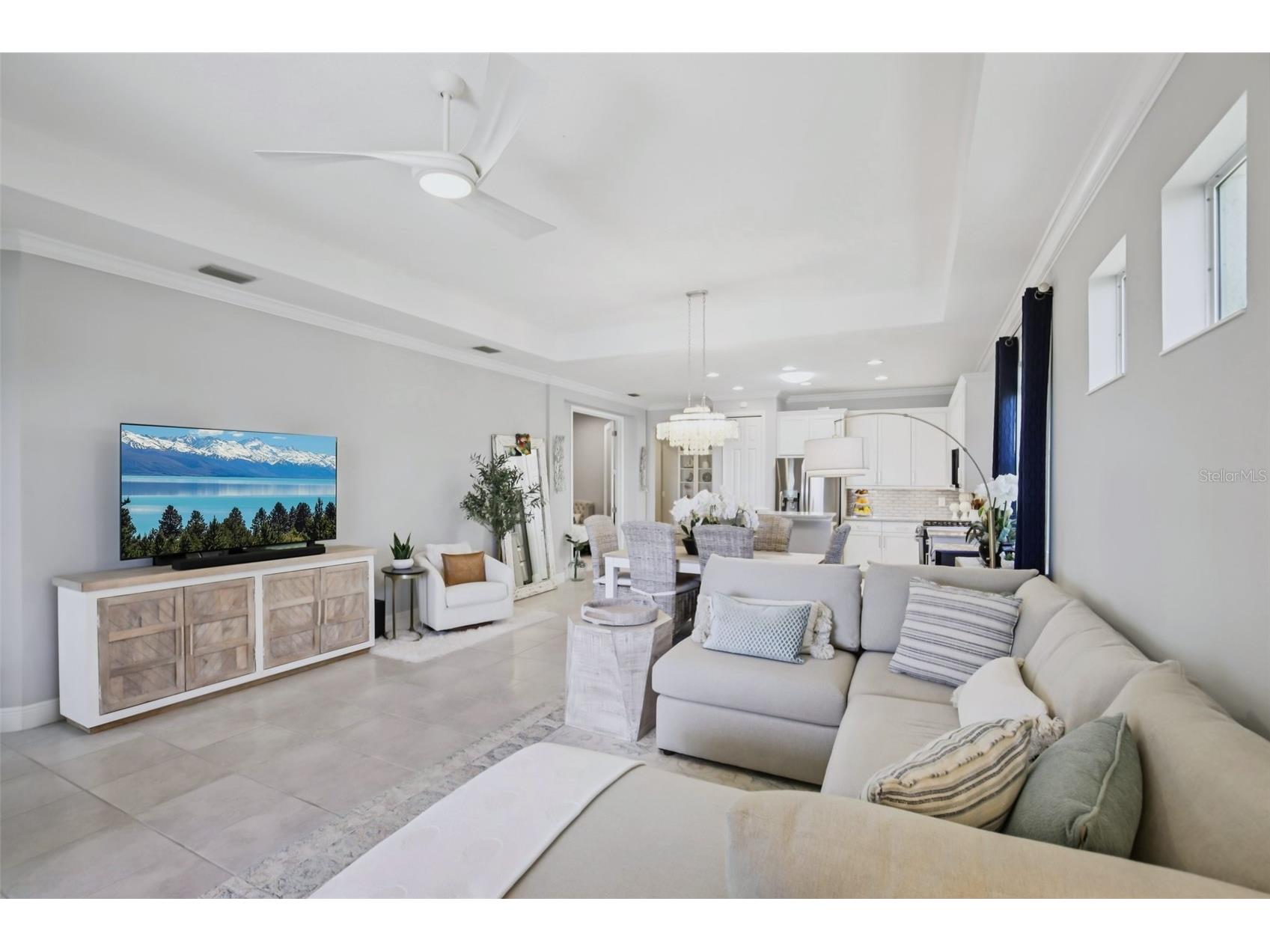 2946 Trustee Avenue Sarasota FL 34243 A4685262 image5