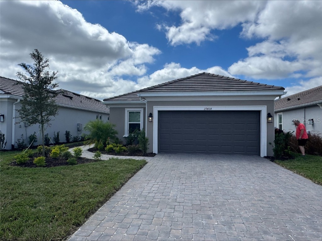 29464 Velletri Lane Wesley Chapel FL 33543 J993840 image1