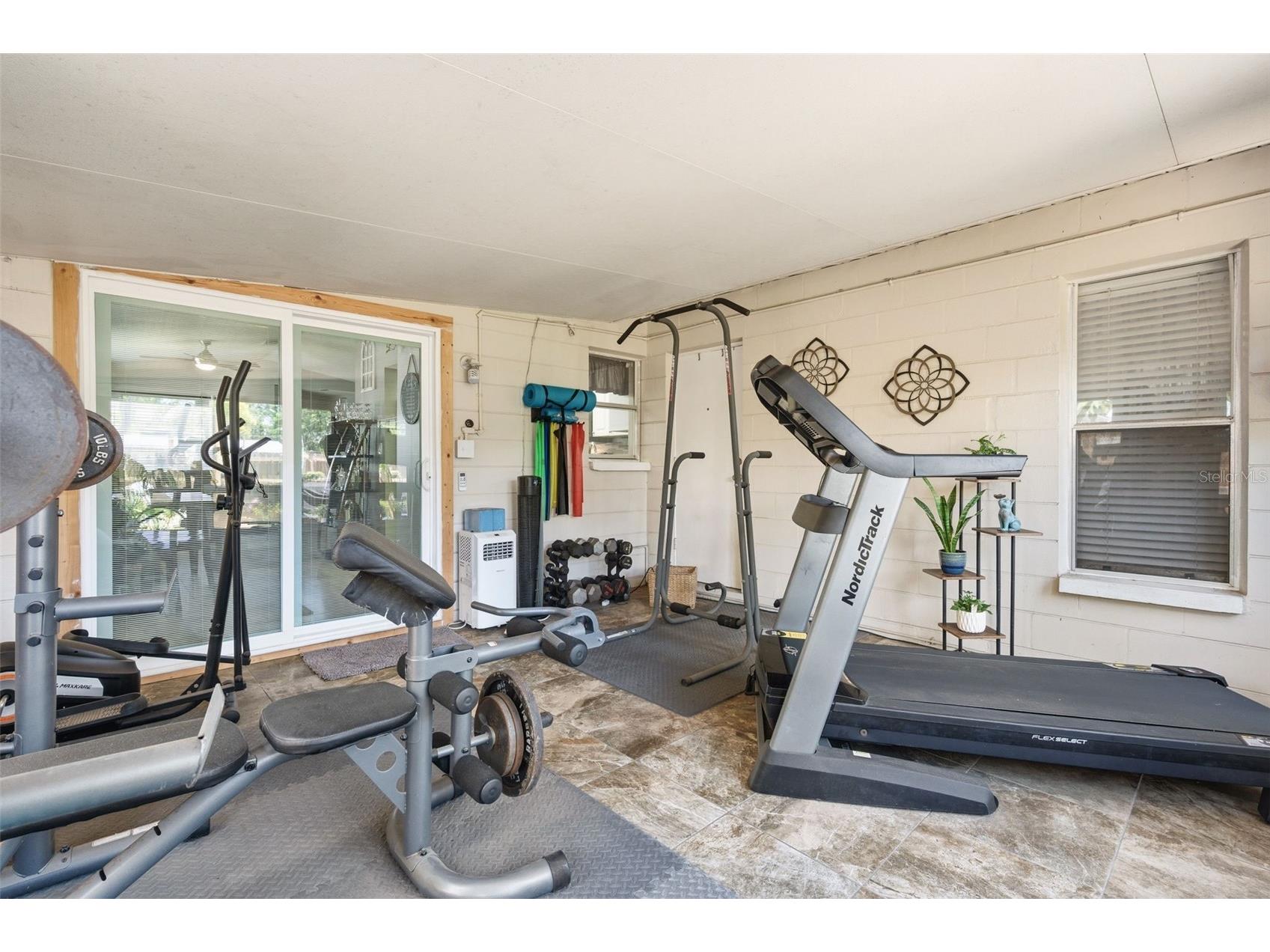 2947 25th Avenue N Saint Petersburg FL 33713 TB8521776 image36