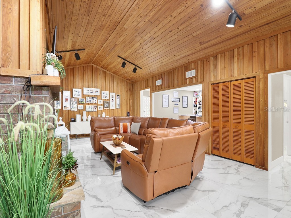 2947 Cedar Trace Tarpon Springs FL 34688 TB8376473 image24