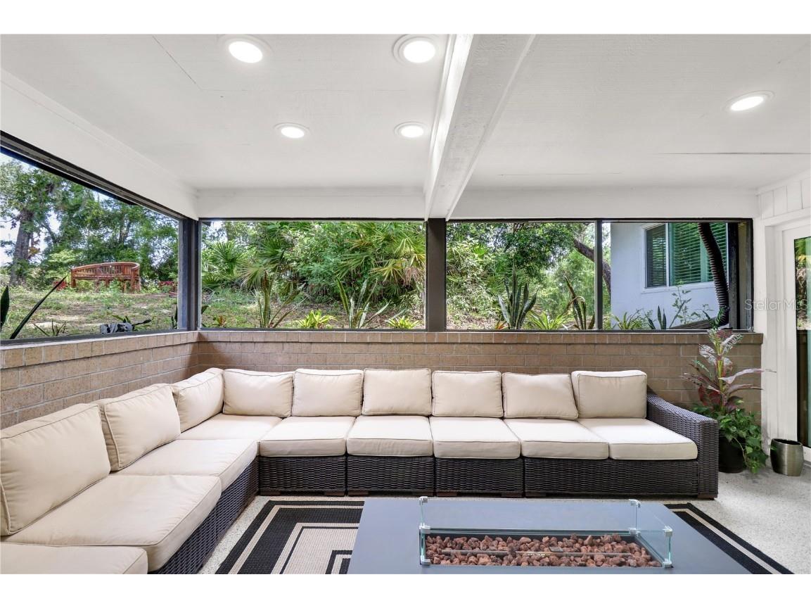 2947 Cedar Trace Tarpon Springs FL 34688 TB8376473 image50