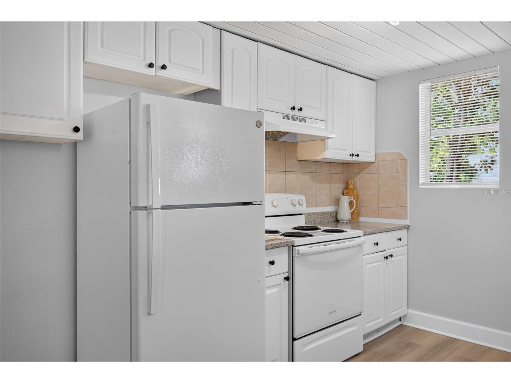 2947 Gillespie Avenue Sarasota FL 34234 TB8520023 image6