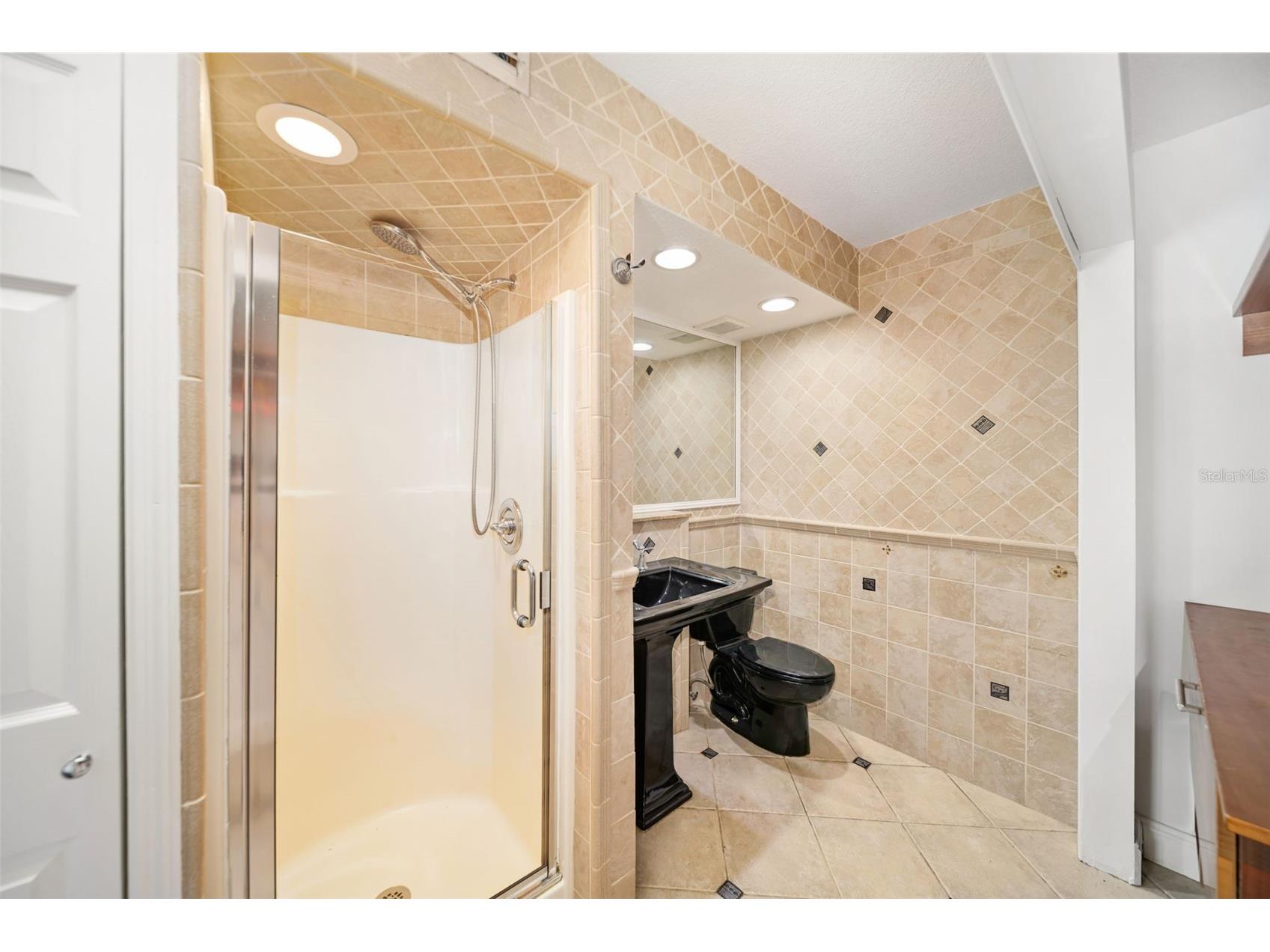 2948 Clark Road #121 Sarasota FL 34231 A4691902 image20
