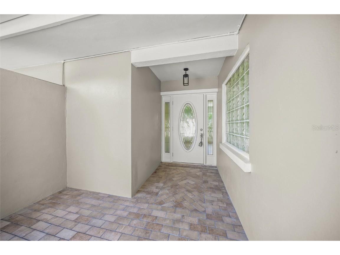 2949 Bougainvillea Street Sarasota FL 34239 A4667837 image5