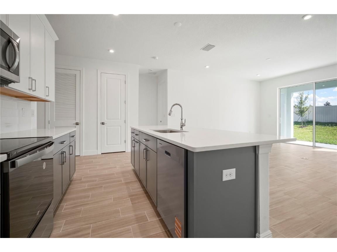 2949 Stewart Creek Circle Plant City FL 33565 TB8421999 image3