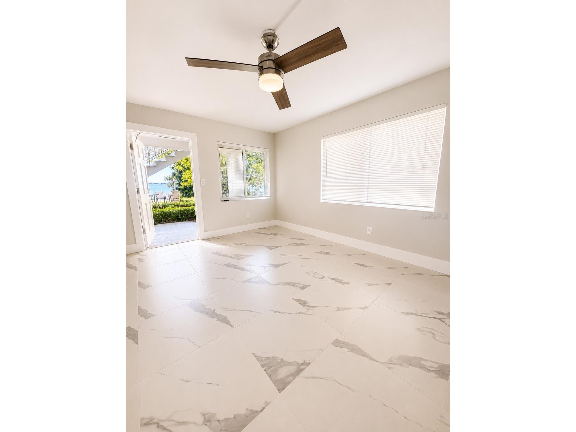 295 110th Avenue #1 Saint Petersburg FL 33706 TB8529672 image4