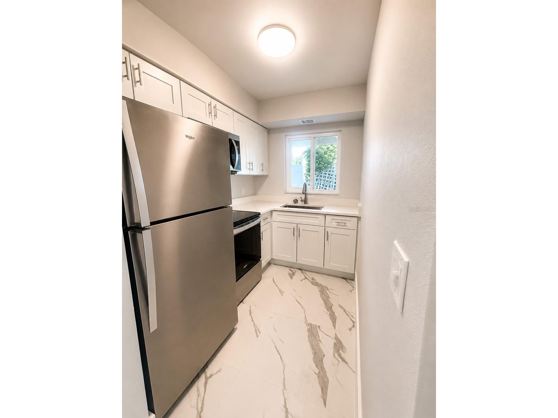 295 110th Avenue #1 Saint Petersburg FL 33706 TB8529672 image6