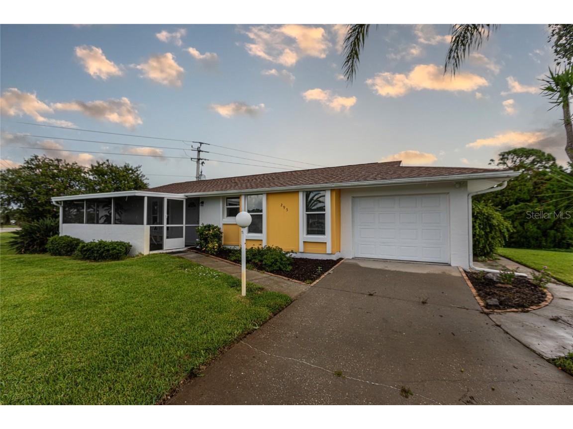 295 Annapolis Lane Rotonda West FL 33947 A4669563 image2