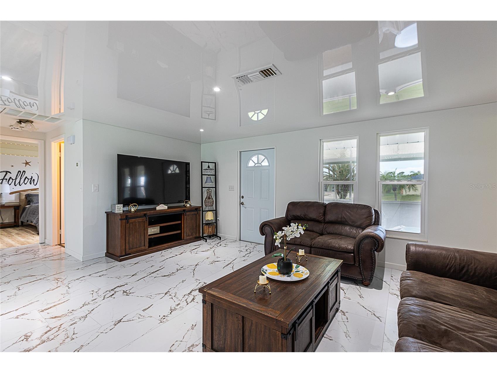 295 Annapolis Lane Rotonda West FL 33947 A4687428 image5