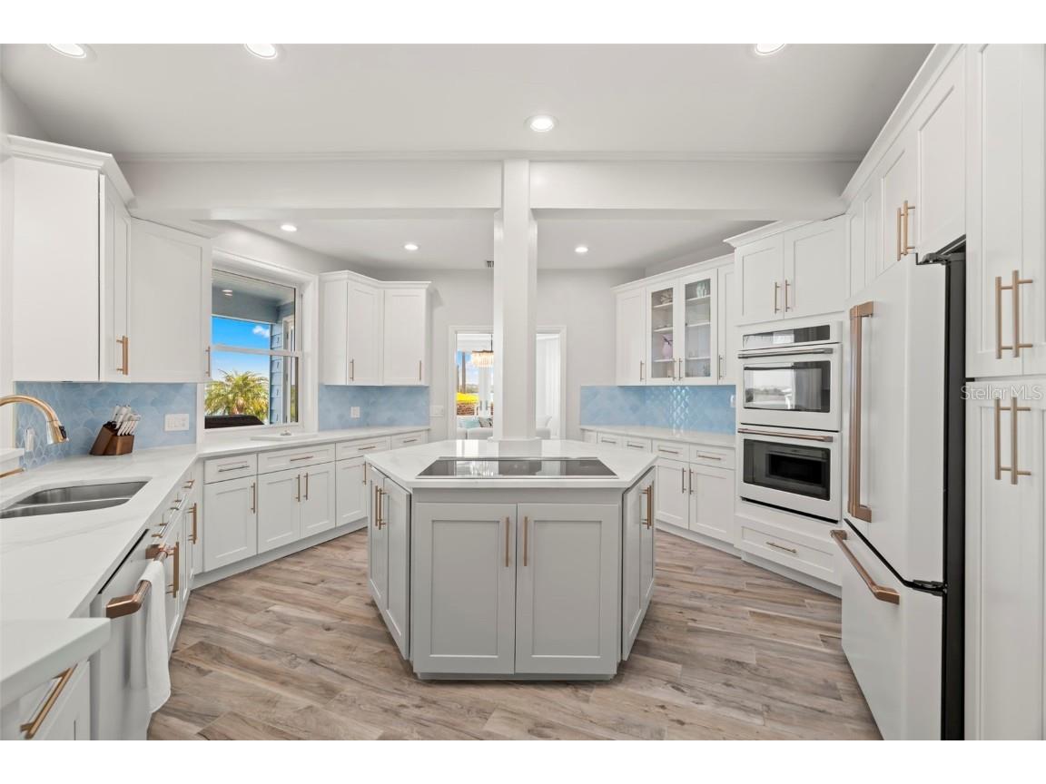 295 Bayside Drive Clearwater Beach FL 33767 - CLEARWATER BAY TB8420379 image21