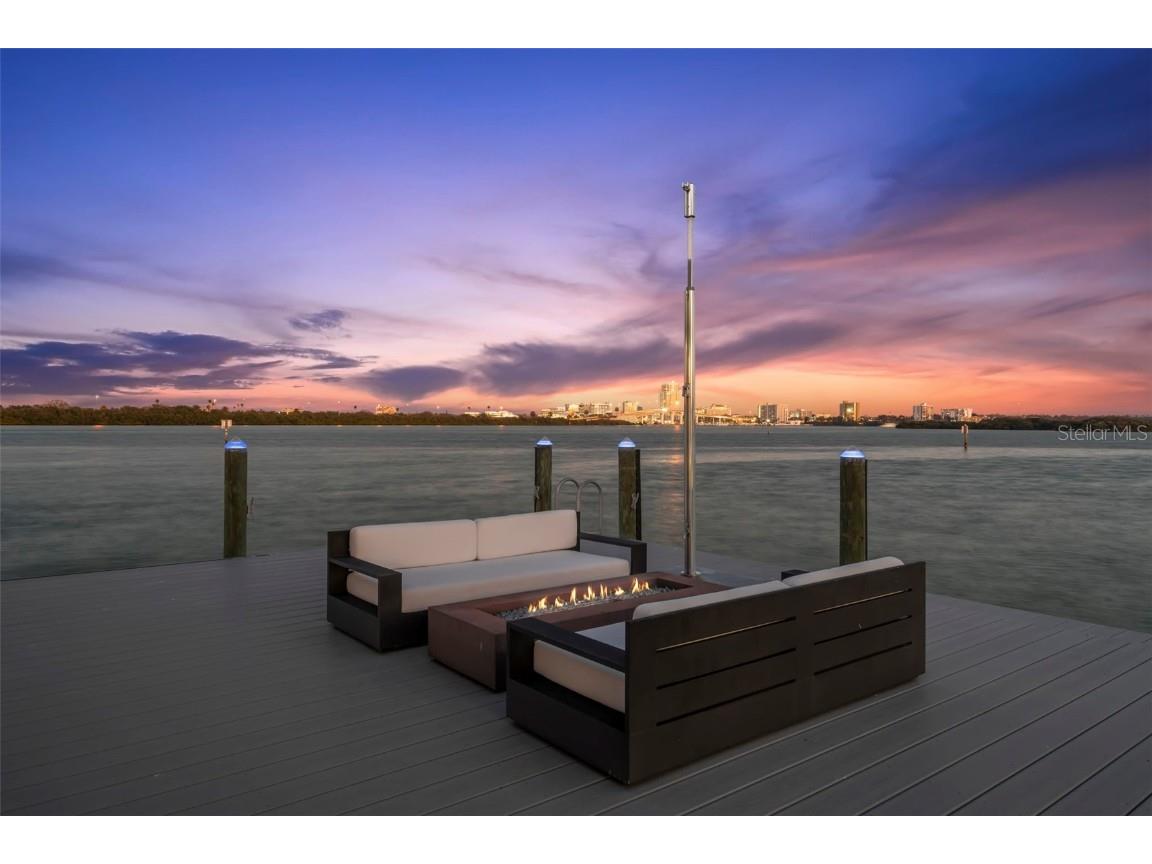 295 Bayside Drive Clearwater Beach FL 33767 - CLEARWATER BAY TB8420379 image9