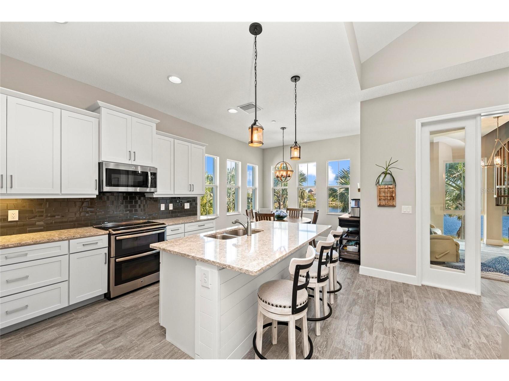 295 Compass Point Drive #202 Bradenton FL 34209 A4676028 image15