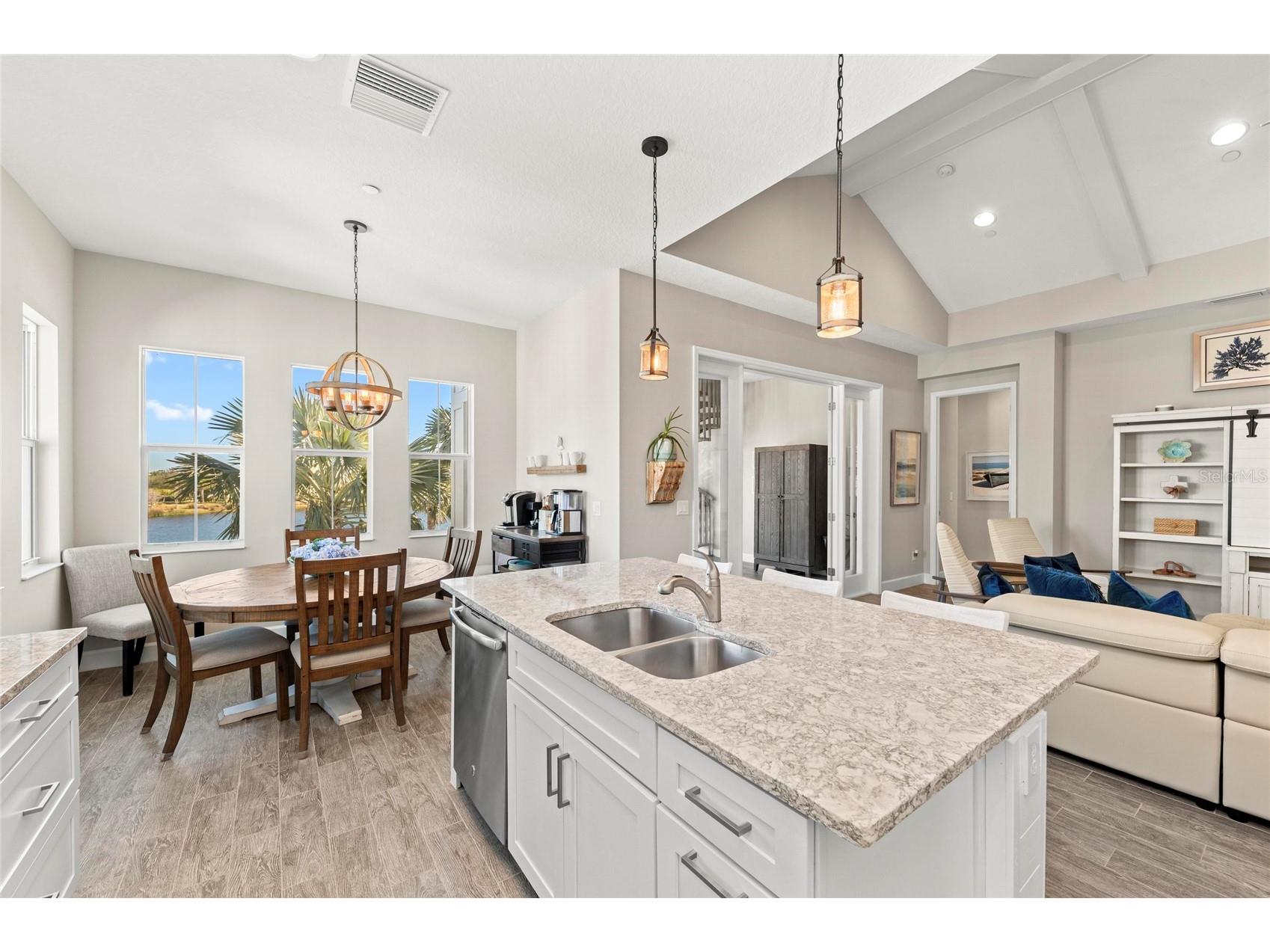 295 Compass Point Drive #202 Bradenton FL 34209 A4676028 image16