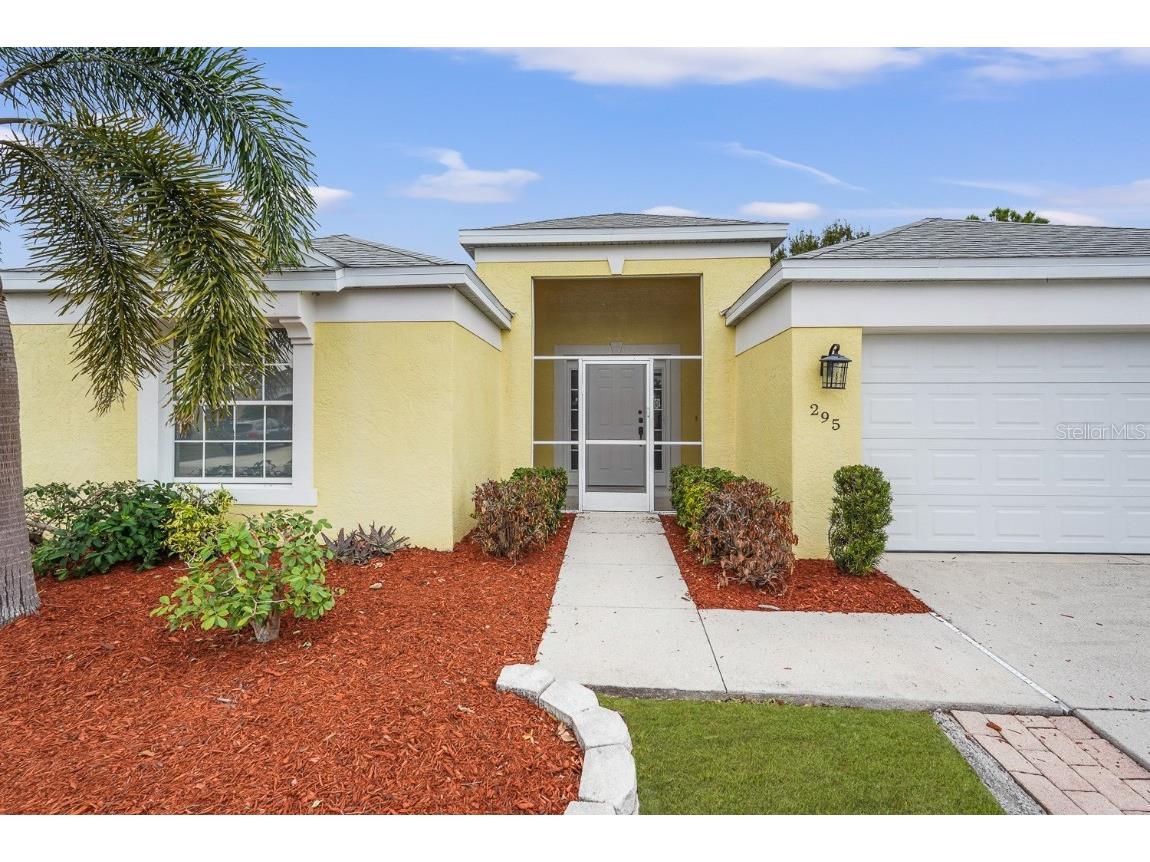 295 Fareham Drive Venice FL 34293 A4673348 image2