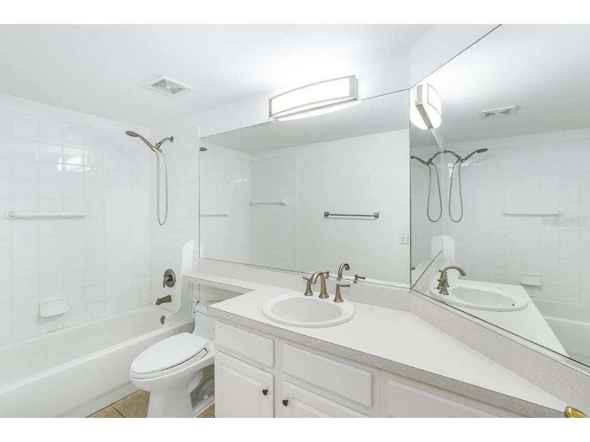 295 Fareham Drive Venice FL 34293 A4673348 image29