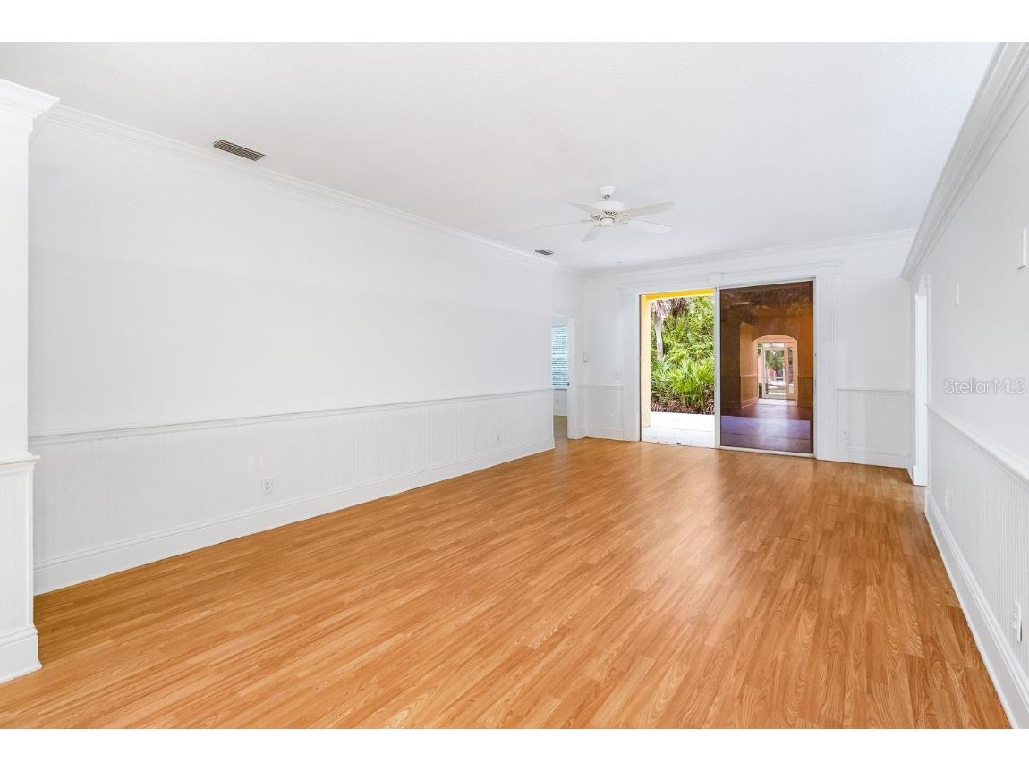 295 Fareham Drive Venice FL 34293 A4673348 image8