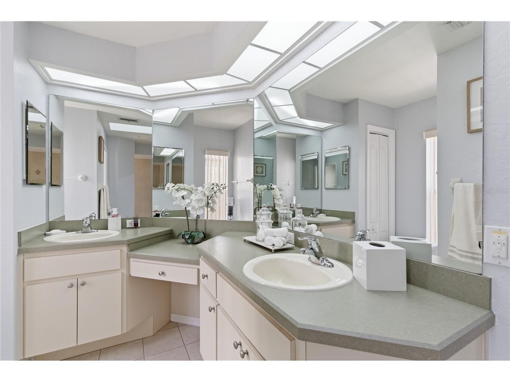 295 Royal Palm Way Spring Hill FL 34608 TB8503412 image28