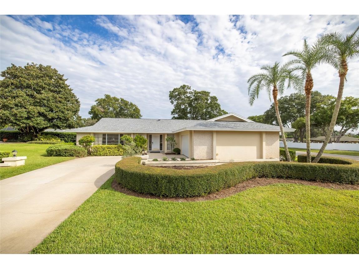2950 Bay Meadow Court Clearwater FL 33761 U8220195 image1