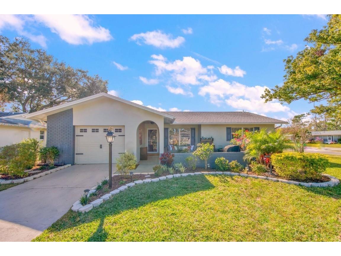 2950 Dundee Drive Palm Harbor FL 34684 - LAKE TARPON U8225268 image1