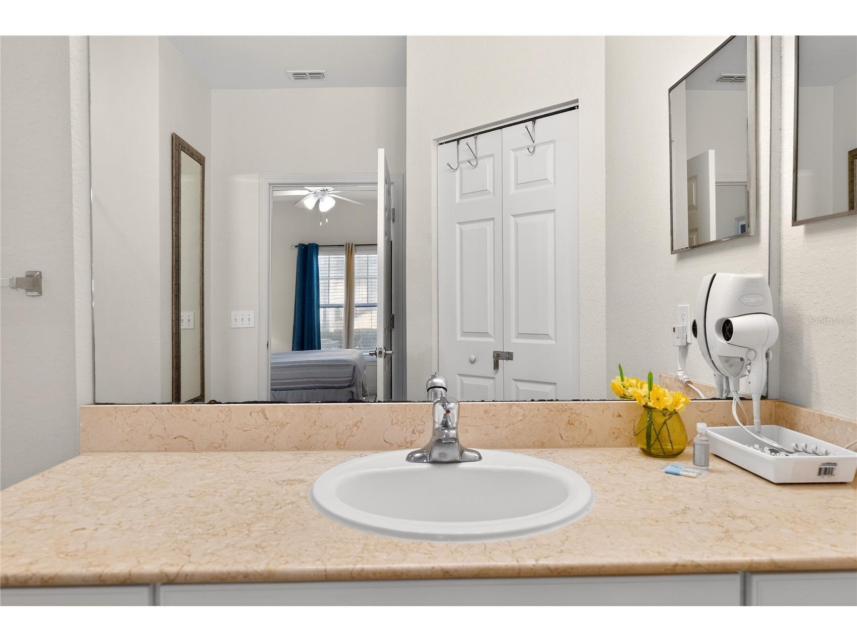 2950 Lucayan Harbour Cir #105 Kissimmee FL 34746 O6379583 image32