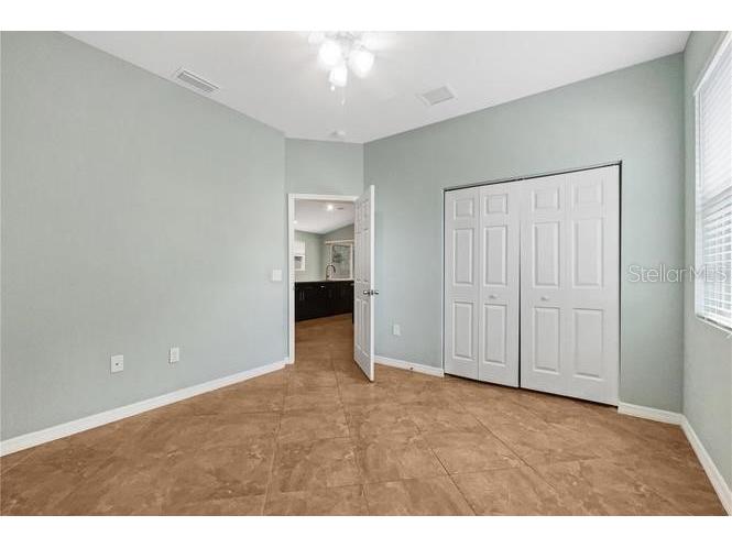 2950 N North Oriente Avenue Avenue N #N/A Sarasota FL 34235 TB8395844 image3