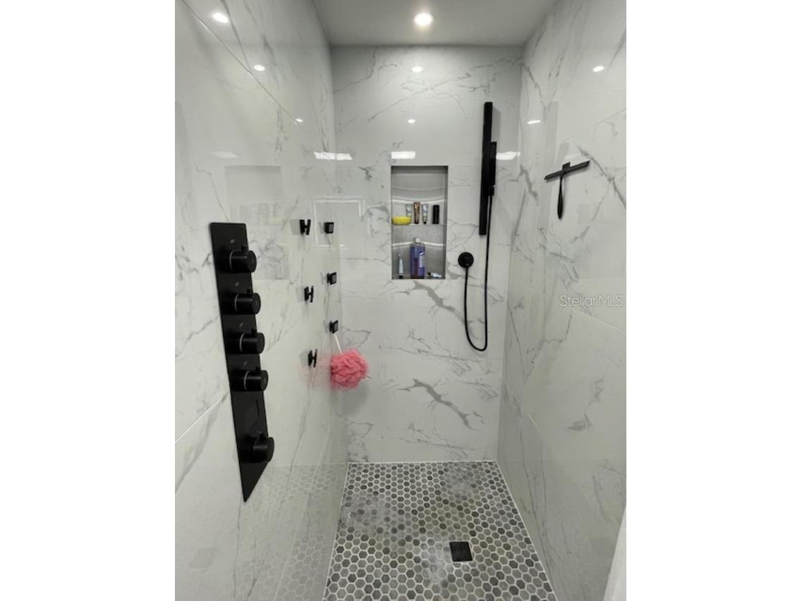 2950 Pallanza Drive S Saint Petersburg FL 33701 TB8473903 image16