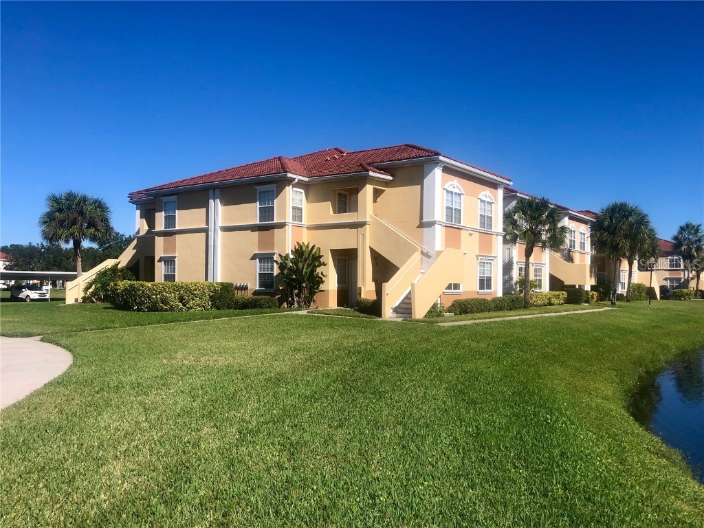 2950 Viscaya Place #208 Sarasota FL 34237 A4595068 image1