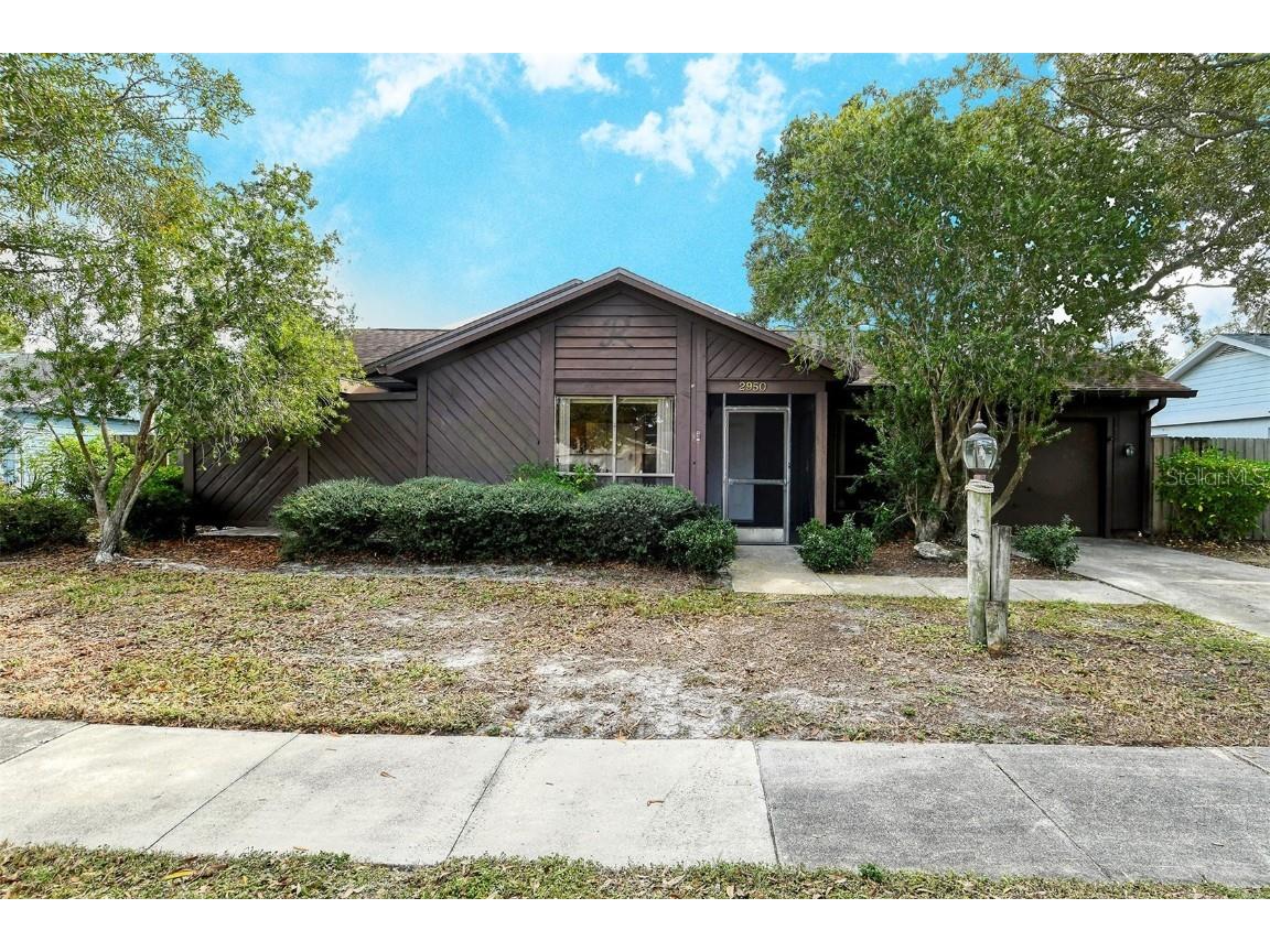 2950 Woodpine Court Sarasota FL 34231 A4593938 image1