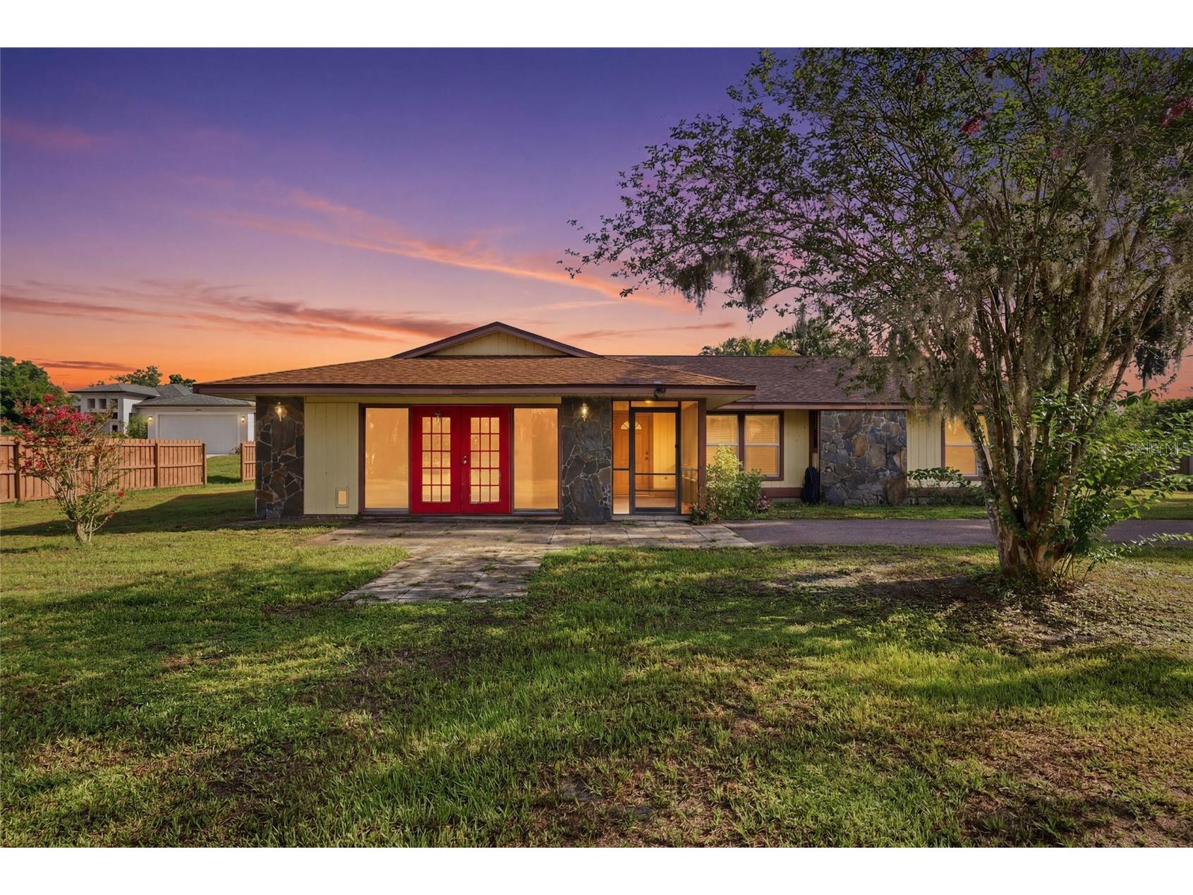 2951 Gocio Road Extension Sarasota FL 34235 A4698704 image1
