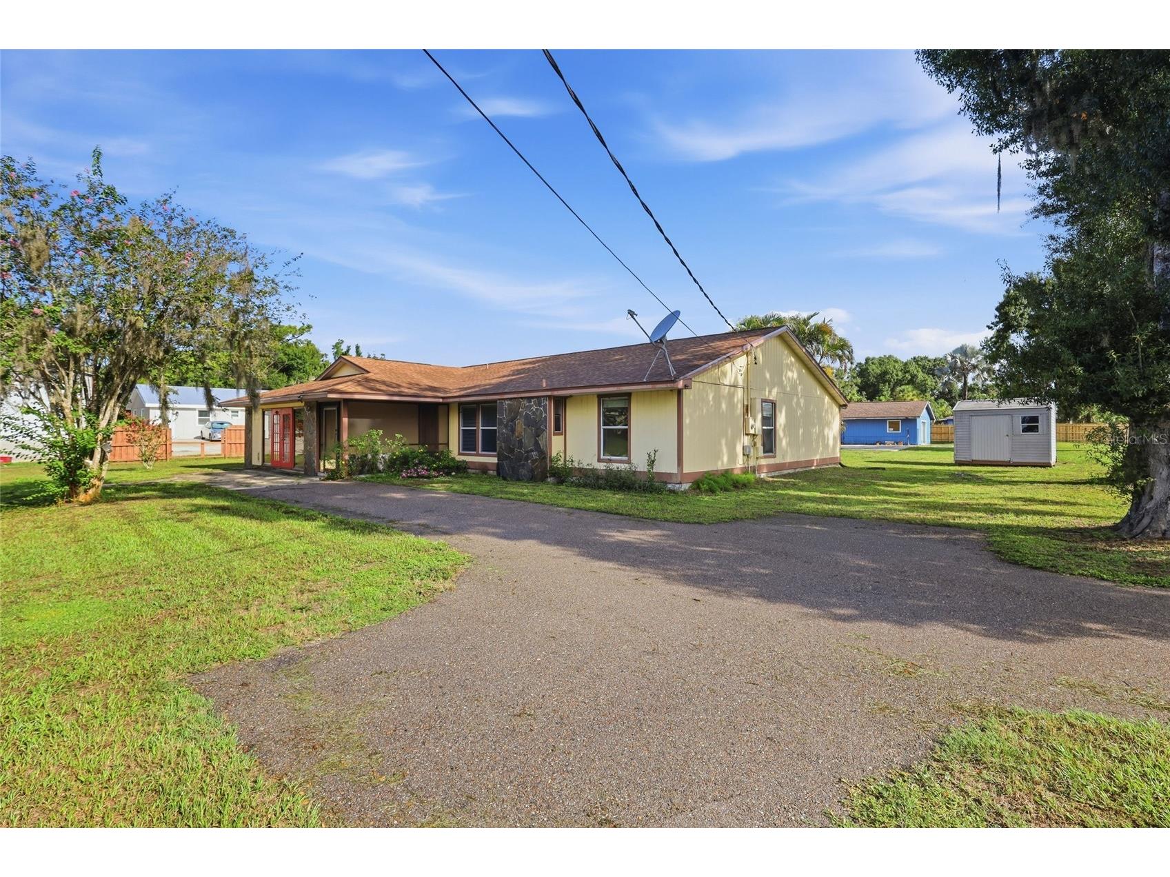 2951 Gocio Road Extension Sarasota FL 34235 A4698704 image3