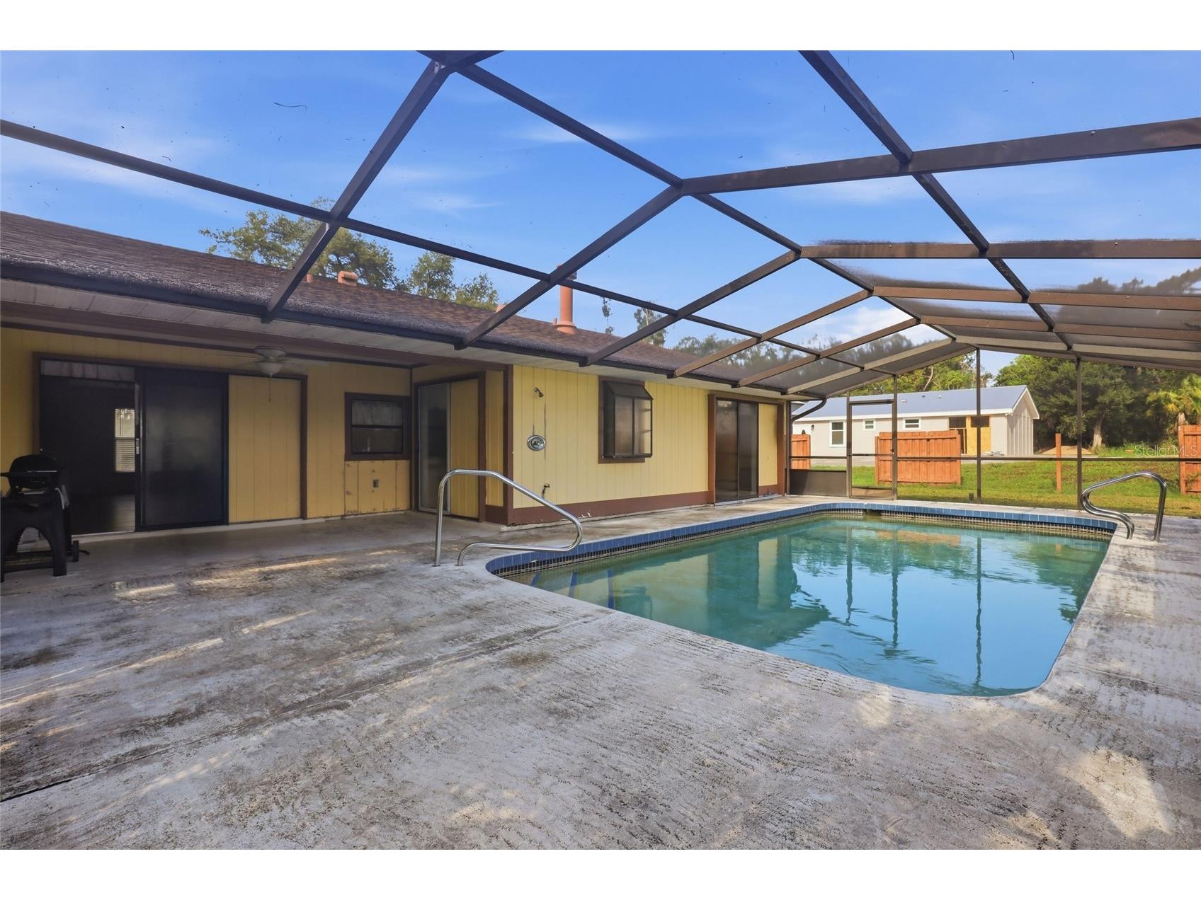 2951 Gocio Road Extension Sarasota FL 34235 A4698704 image32