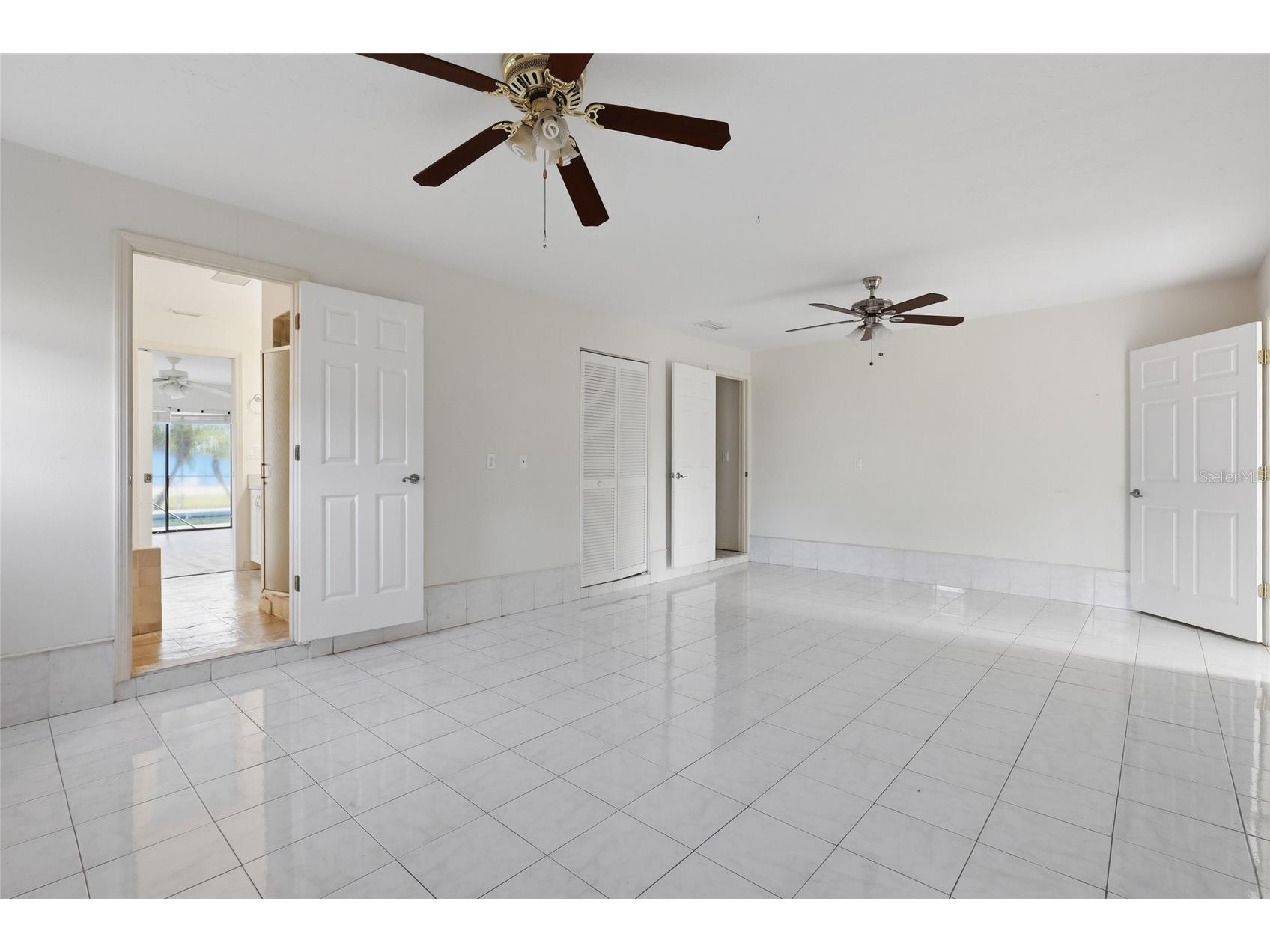 2951 Gocio Road Extension Sarasota FL 34235 A4698704 image7