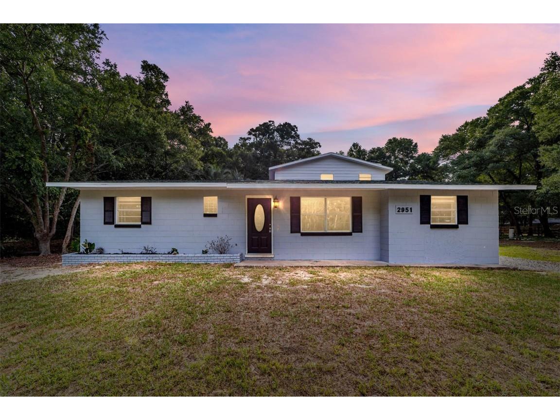 2951 NE 49th Street Ocala FL 34479 OM656569 image1