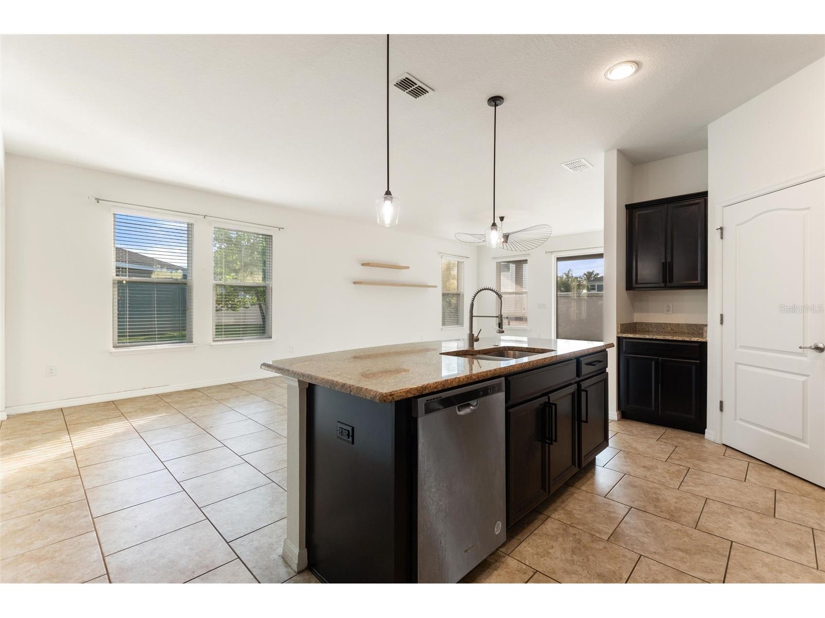 2951 Top Water Way Kissimmee FL 34746 - LAKE TOHO O6412467 image26