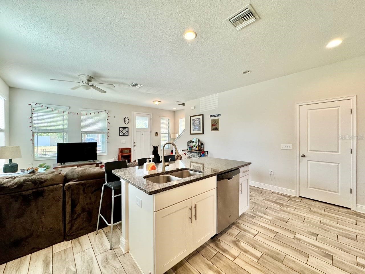 2951 W Cherry Street Tampa FL 33607 TB8504875 image10