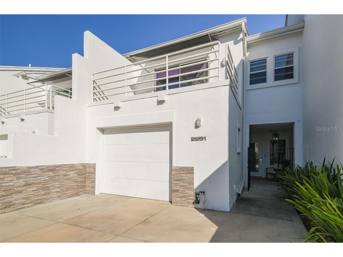 2951 W Knights Avenue Tampa FL 33611 T3483288 image1