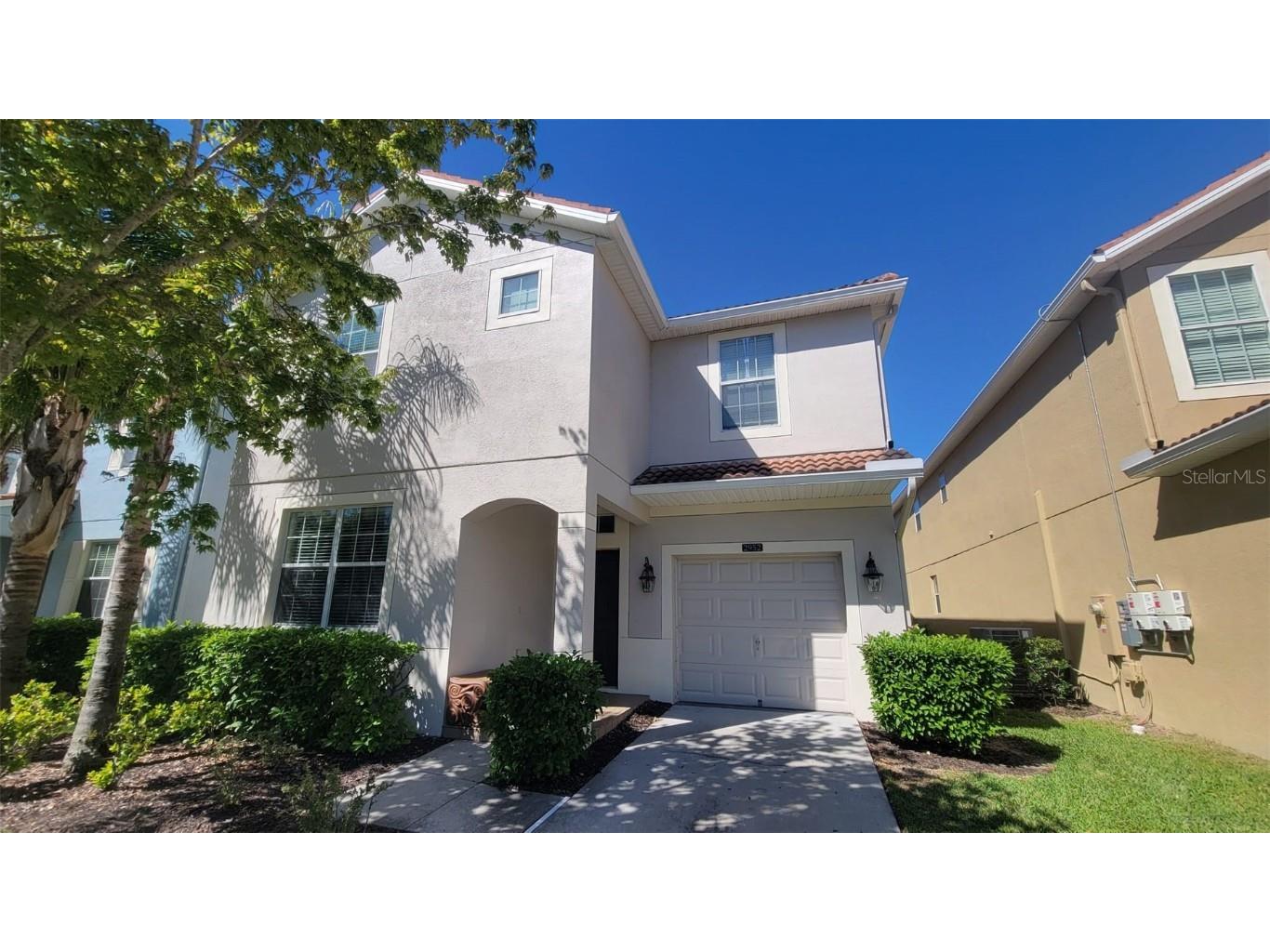 2952 Beach Palm Avenue Kissimmee FL 34747 S5124221 image1