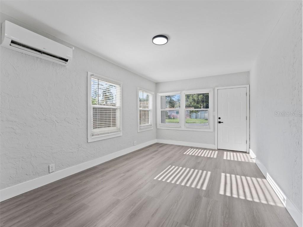 2952 Webley Drive Largo FL 33771 TB8419413 image13