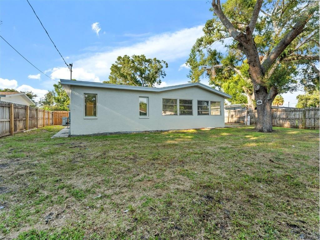 2952 Webley Drive Largo FL 33771 TB8419413 image19