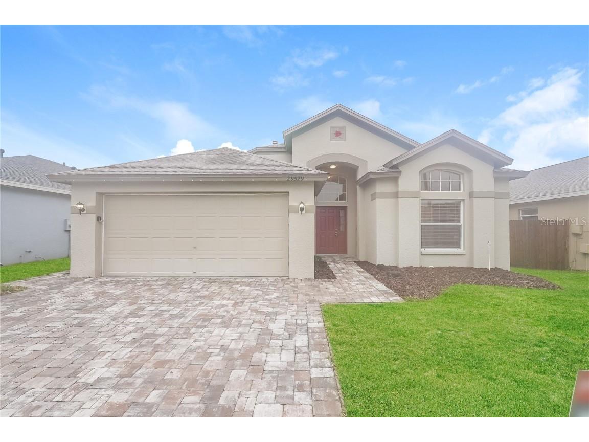 29529 Crossland Drive Wesley Chapel FL 33543 C7514785 image1