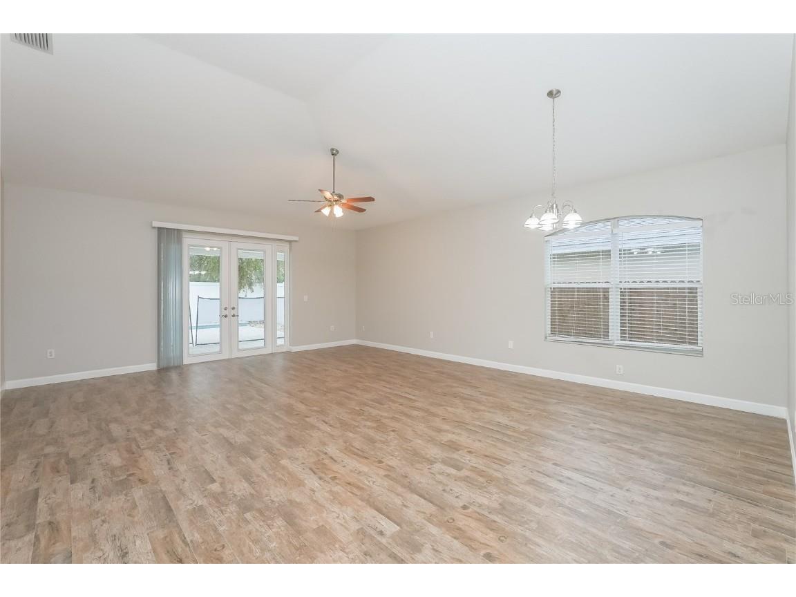 29529 Crossland Drive Wesley Chapel FL 33543 C7514785 image2