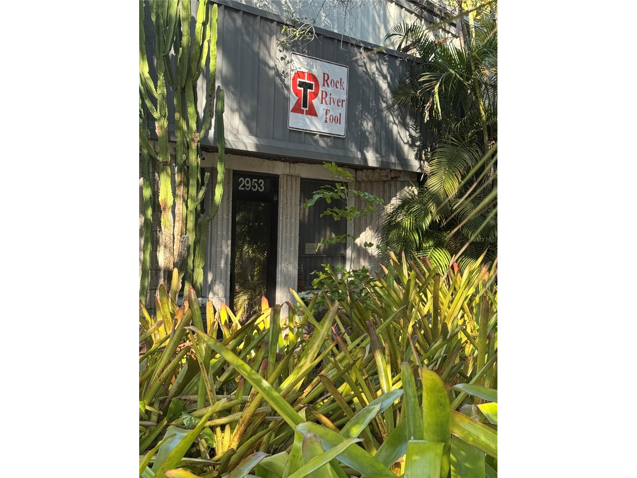 2953 63rd Avenue E Bradenton FL 34203 A4687023 image1