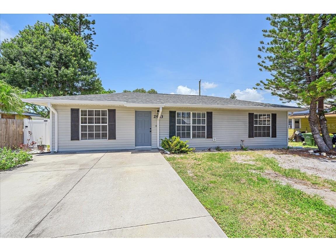 2953 Oak Street Sarasota FL 34237 A4654038 image1