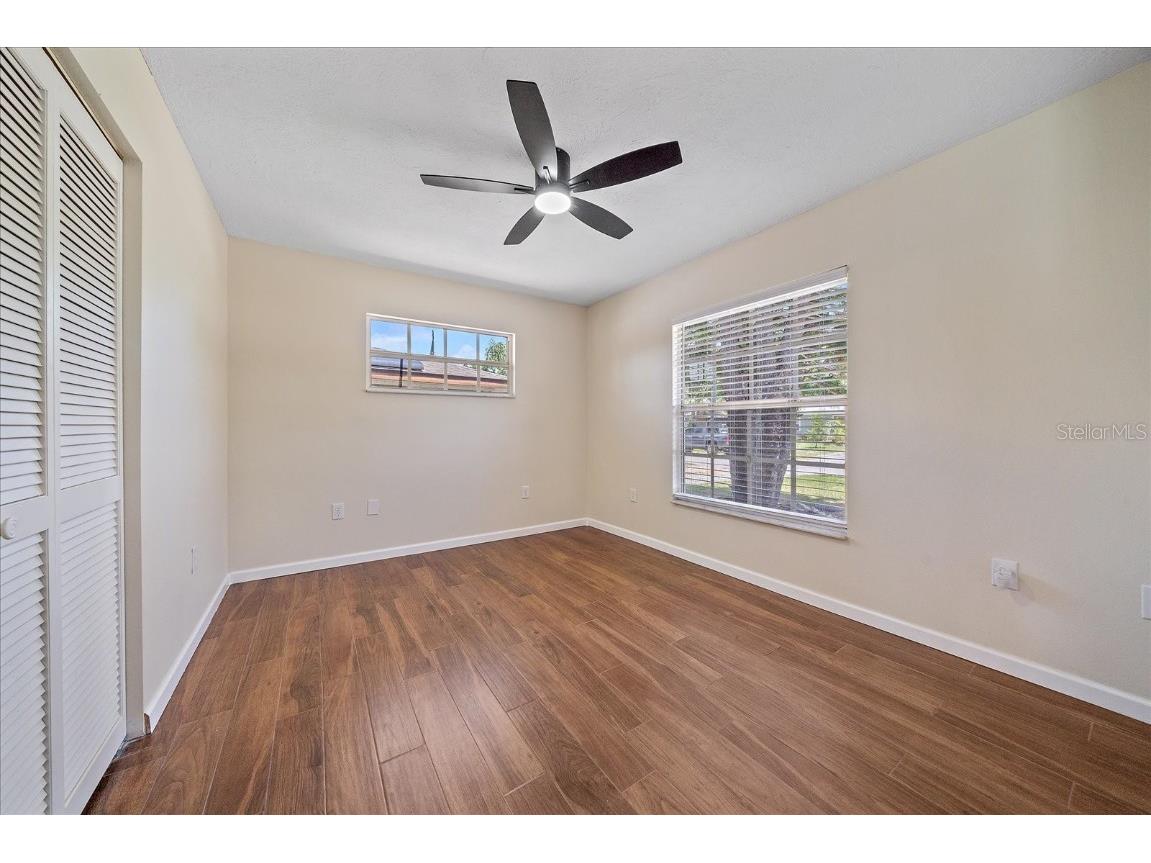 2953 Oak Street Sarasota FL 34237 A4654038 image24