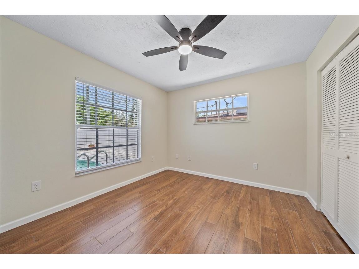 2953 Oak Street Sarasota FL 34237 A4654038 image29