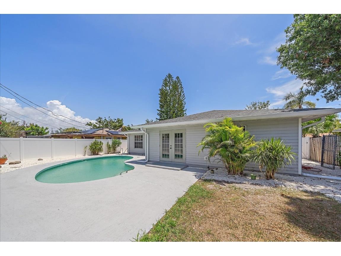 2953 Oak Street Sarasota FL 34237 A4654038 image33