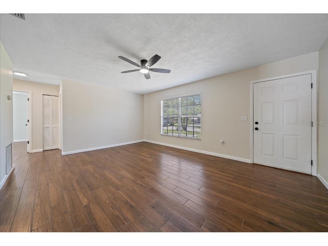 2953 Oak Street Sarasota FL 34237 A4654038 image4