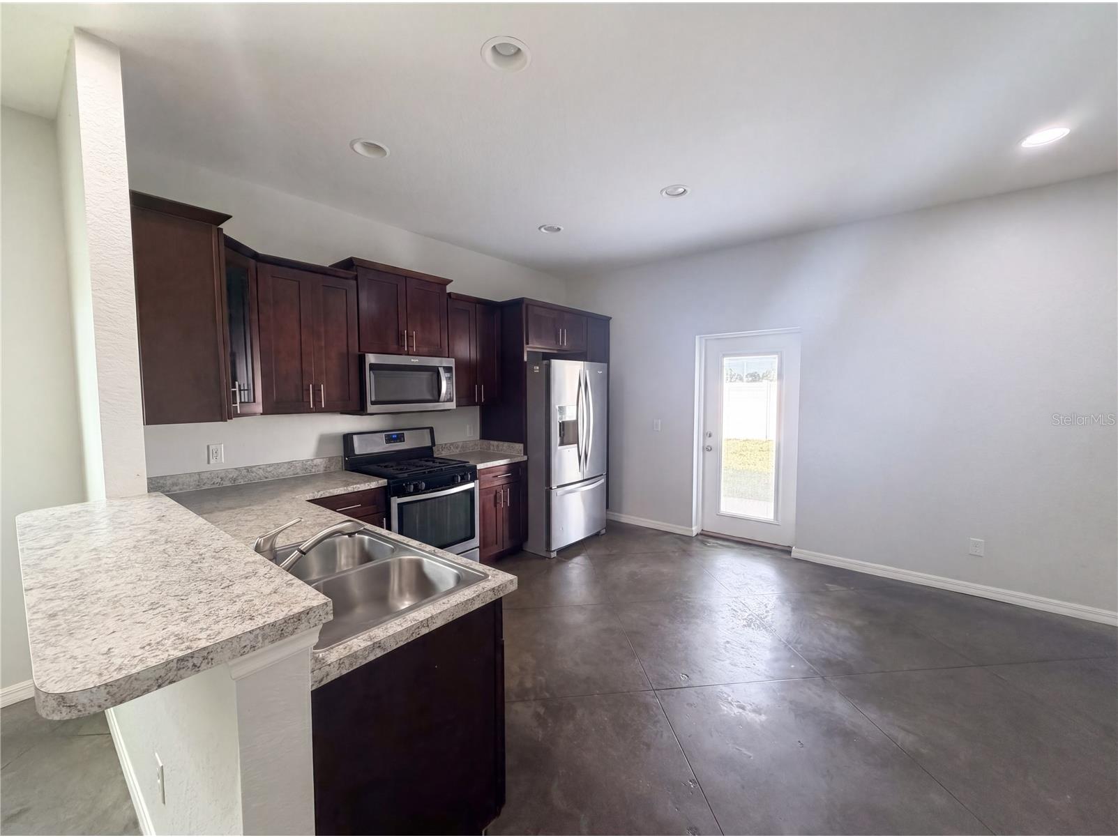 2953 Whispering Trails Drive Winter Haven FL 33884 O6407939 image2